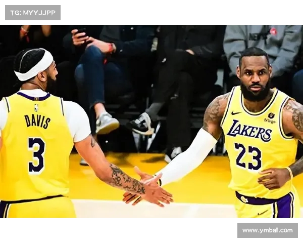 NBA赛季最新动态：詹姆斯领衔湖人再战勇士 双方豪强争锋看点十足